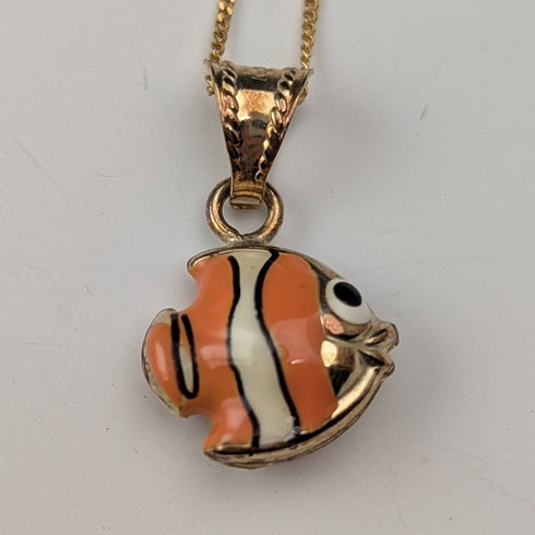 British Vintage 9ct Gold Enamel Fish Pendant with 9ct Gold Chain and Carissima Case